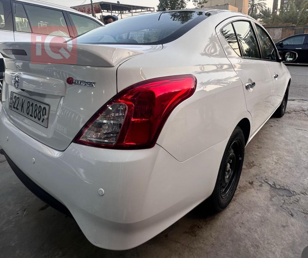 Nissan Sunny
